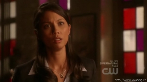 lexa-doig-smallville-harvest-021.jpg